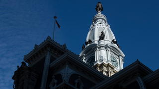 Philadelphia Just Banned Most Cashless Stores, a First for a U.S. City<em></em>